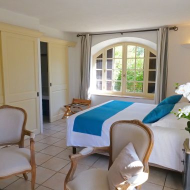 Chambre charme - PMR - Saint Denis-Retouche