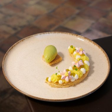 Délice citron bergamote aux herbes - La table de l'abbaye-dessert Délice citron bergamote aux herbes - La table de l'abbaye-dessert