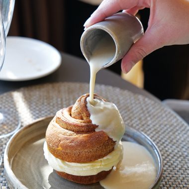 La table de l'abbaye - Tropézienne revisitée - mars 2026 La table de l'abbaye - Tropézienne revisitée - mars 2026
