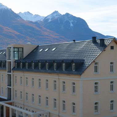 Facadeavant-GarrigaeCasernedeBriancon