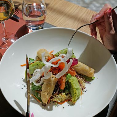 Salade Bobun saumon 1 - Le Bastion