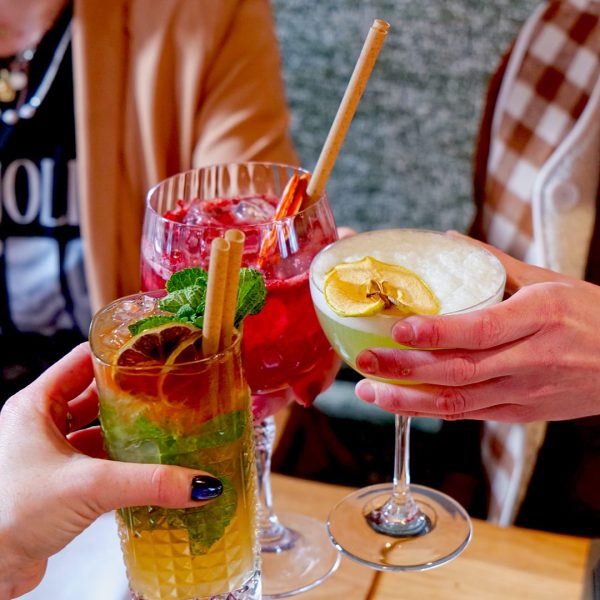 cocktails-baretrestaurant-lebastion